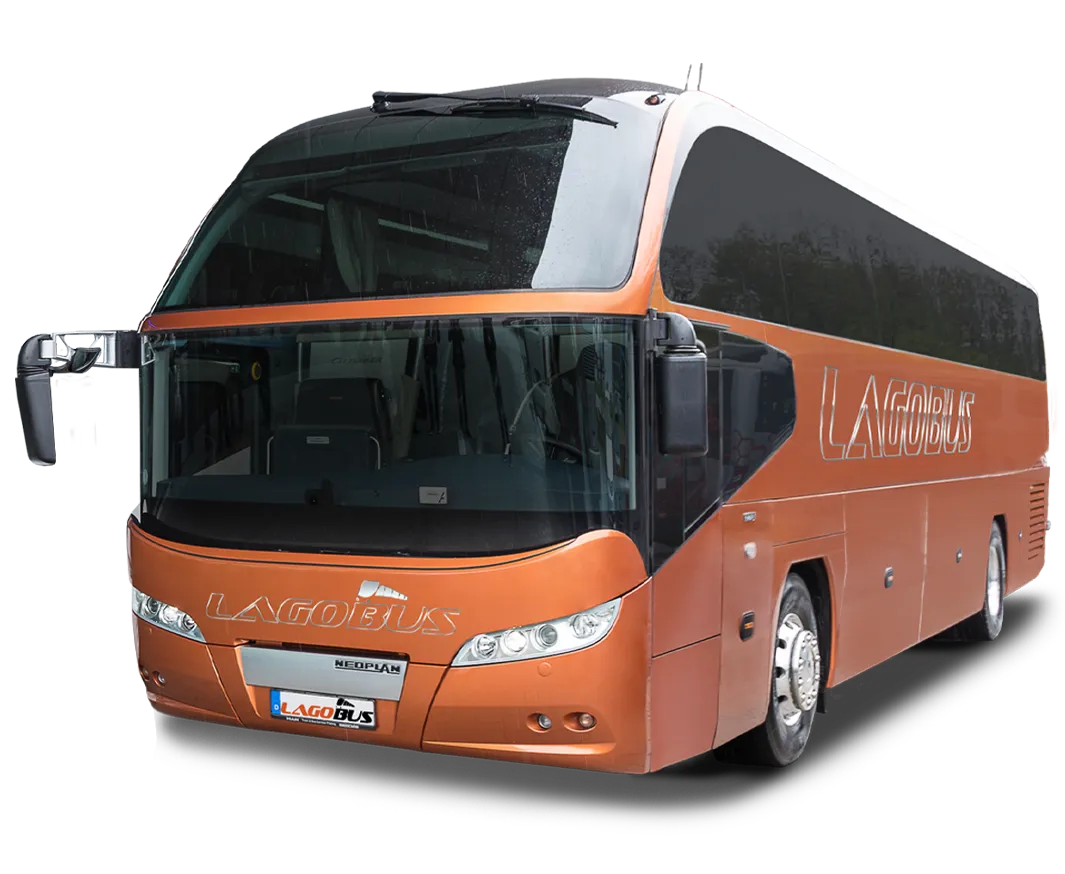 Kupferfarbener Neoplan-Reisebus von Lagobus