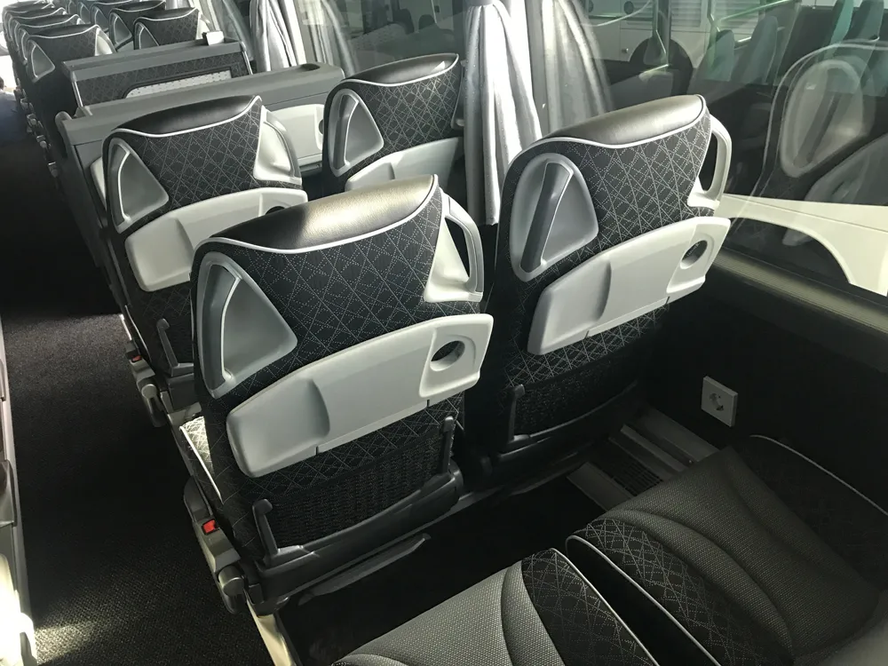 VIP-Busse von Lagobus – Foto 1